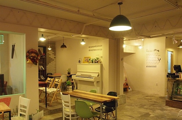 place_img