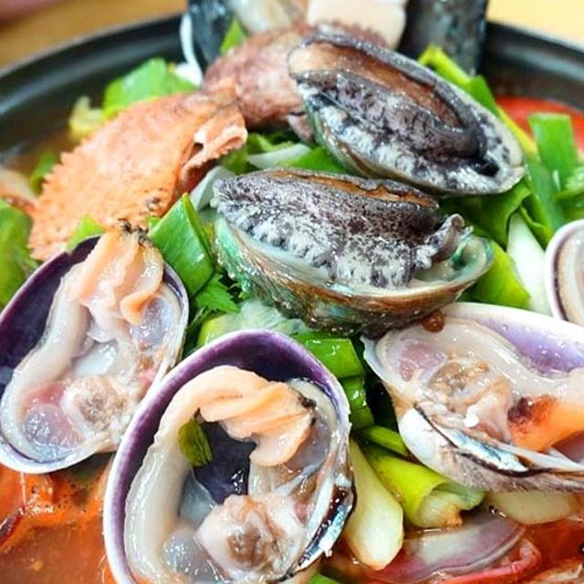 [통영 해물탕 맛집] 어촌싱싱회해물탕 | 식신
