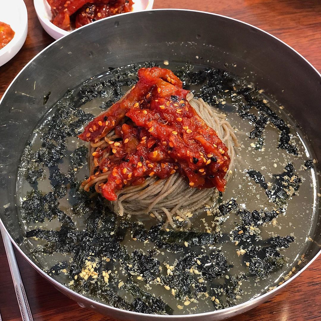 새콤달콤 고향의 맛, 막국수 맛집 Best 5|고성막국수,홍원막국수,고기리막국수,진남포면옥,양양메밀막국수 추천맛집 베스트10, 식신 :  대한민국 No.1 맛집검색,맛집추천 - 식신 : 대한민국 No.1 맛집검색,맛집추천