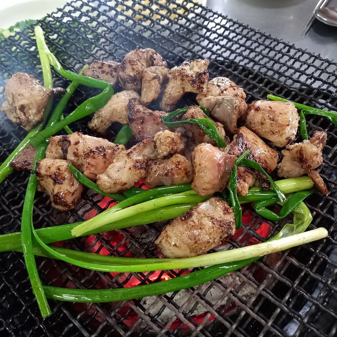 대구 토박이들이 입을 모아 추천한 대구 찐맛집 Best 6|미진분식본점,의성 무침회(내당동),또이스 치킨 찜닭 ,진해숯불막창,만수통닭  수성못본점 추천맛집 베스트10, 식신 : 대한민국 No.1 맛집검색,맛집추천 - 식신 : 대한민국 No.1 맛집검색,맛집추천