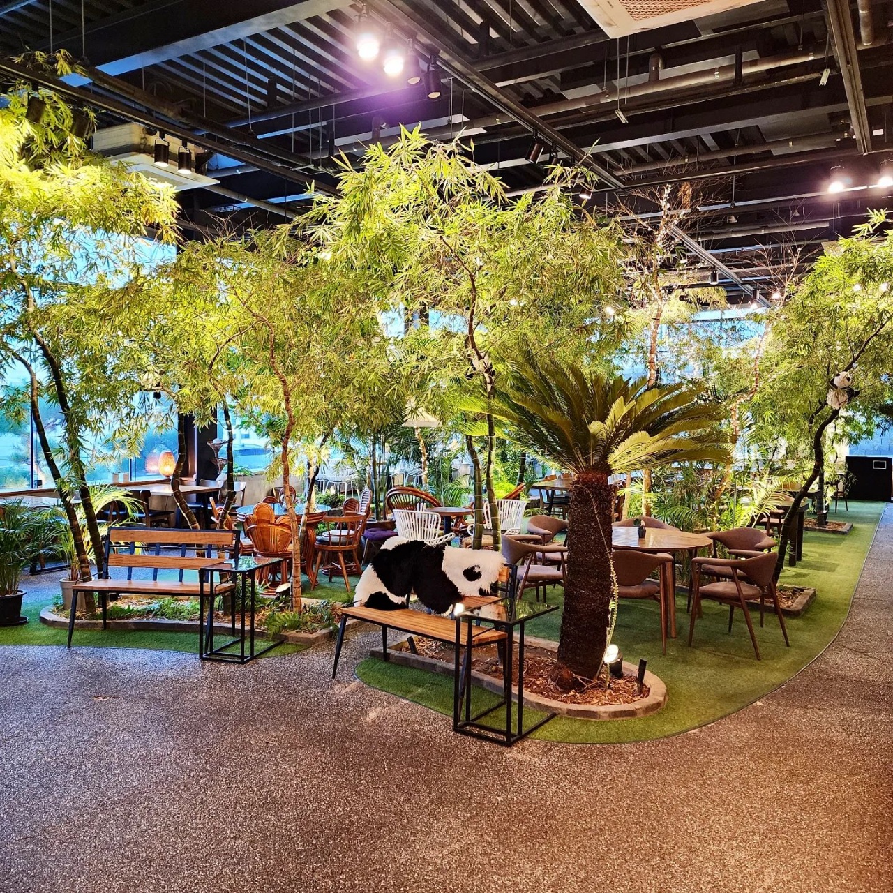 파릇파릇 초록식물 가득, 멋진 정원에서 힐링하는 식물원 카페 BEST 5