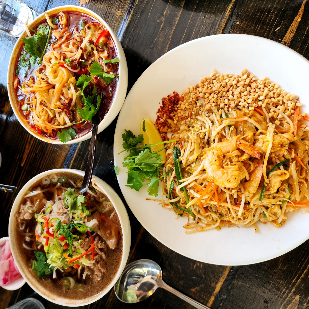 상큼하고 진한 하노의의 풍미! 베트남 쌀국수 신흥 맛집