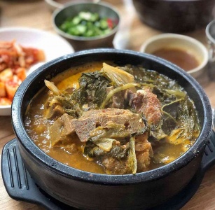 오직 하나로 승부한다, 단일 메뉴 맛집 5  매거진에 대한 사진입니다.