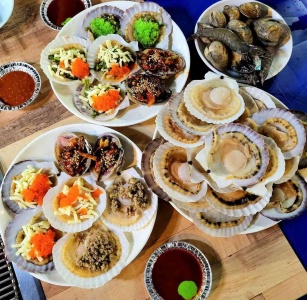 여름 서해 구경하며 들리는, 영종도 맛집 5 매거진에 대한 사진입니다.
