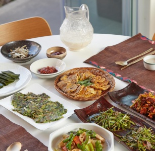 아름다운 한식의 美를 만나다! 한식다이닝 신상 맛집 베스트 5 매거진에 대한 사진입니다.