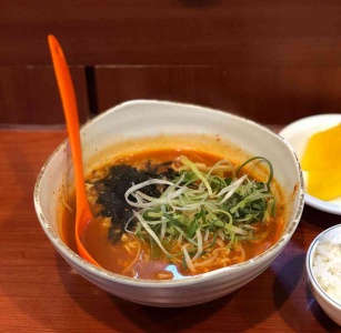 라면에서 이런 맛이? 서울 라면맛집 매거진에 대한 사진입니다.