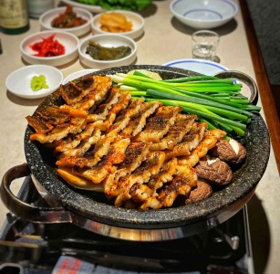 기력 팔팔! 여름 대비 보양식, 서울 장어 맛집 5곳 매거진에 대한 사진입니다.