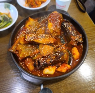 생방송투데이x식신 빅데이터 맛집-코다리찜 매거진에 대한 사진입니다.