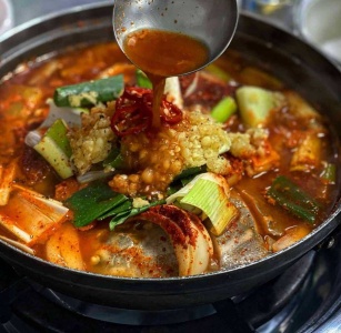 술이 술술 들어가는 충무로 인현시장맛집 5 매거진에 대한 사진입니다.