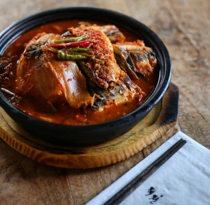 생방송투데이x식신 빅데이터 맛집-김치찜 매거진에 대한 사진입니다.