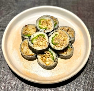 소풍의 주인공에서 미식을 위한 요리로, 서울 김밥 맛집 BEST 5 매거진에 대한 사진입니다.