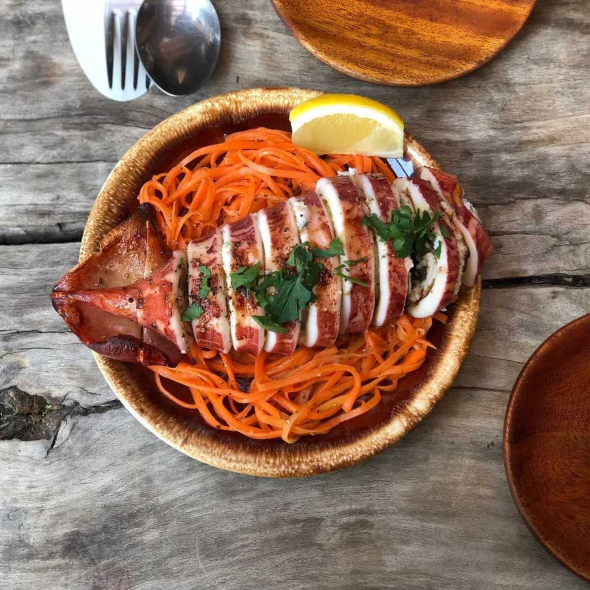 과거와 현재가 공존하는 자유로운 언덕, 해방촌 맛집 베스트5 