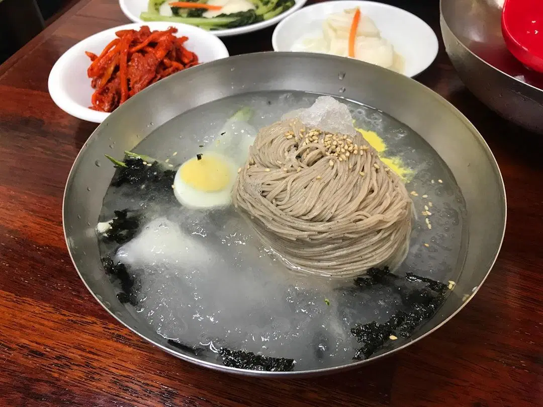 매거진 이미지
