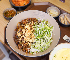 매거진 이미지
