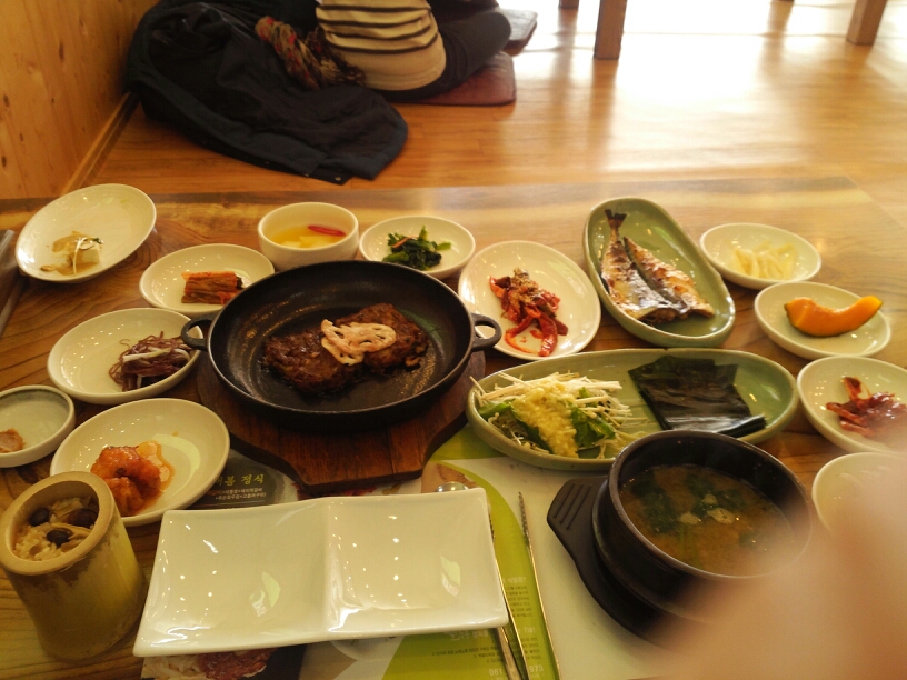 죽녹원식당 매장 방문 후 남겨주신 고객 리뷰 사진입니다.