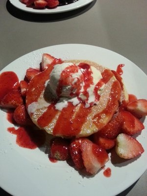 Pancakes on The Rocks 매장 방문 후 남겨주신 고객 리뷰 사진입니다.