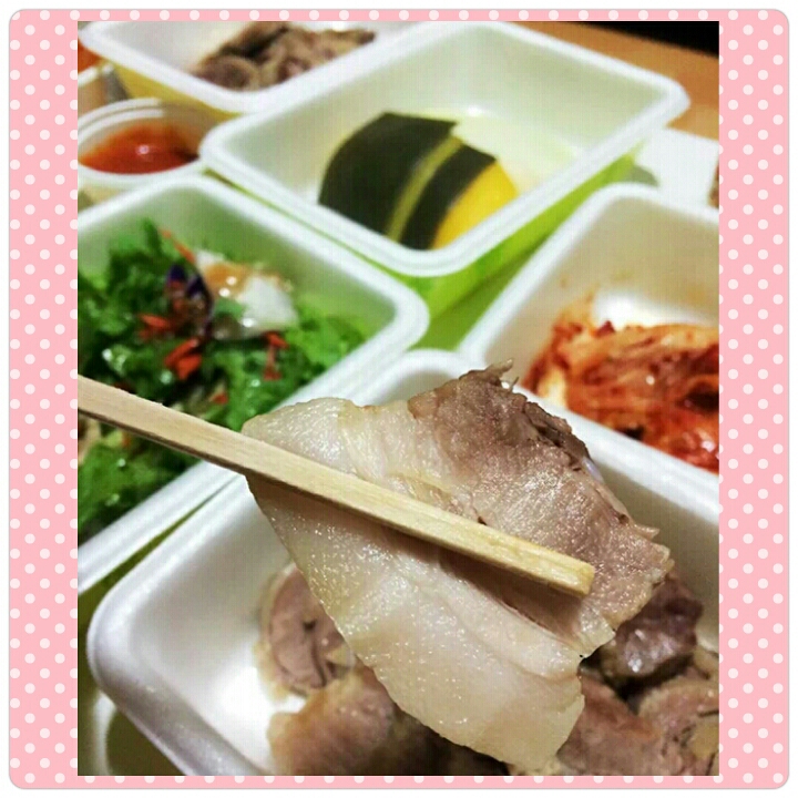원할머니보쌈족발 청주가경점 매장 방문 후 남겨주신 고객 리뷰 사진입니다.