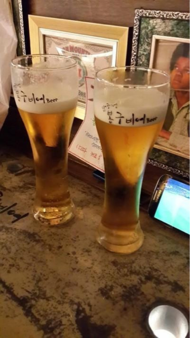 봉구비어 매장 방문 후 남겨주신 고객 리뷰 사진입니다.