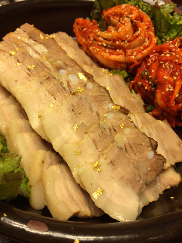 웰빙금보쌈 매장 방문 후 남겨주신 고객 리뷰 사진입니다.