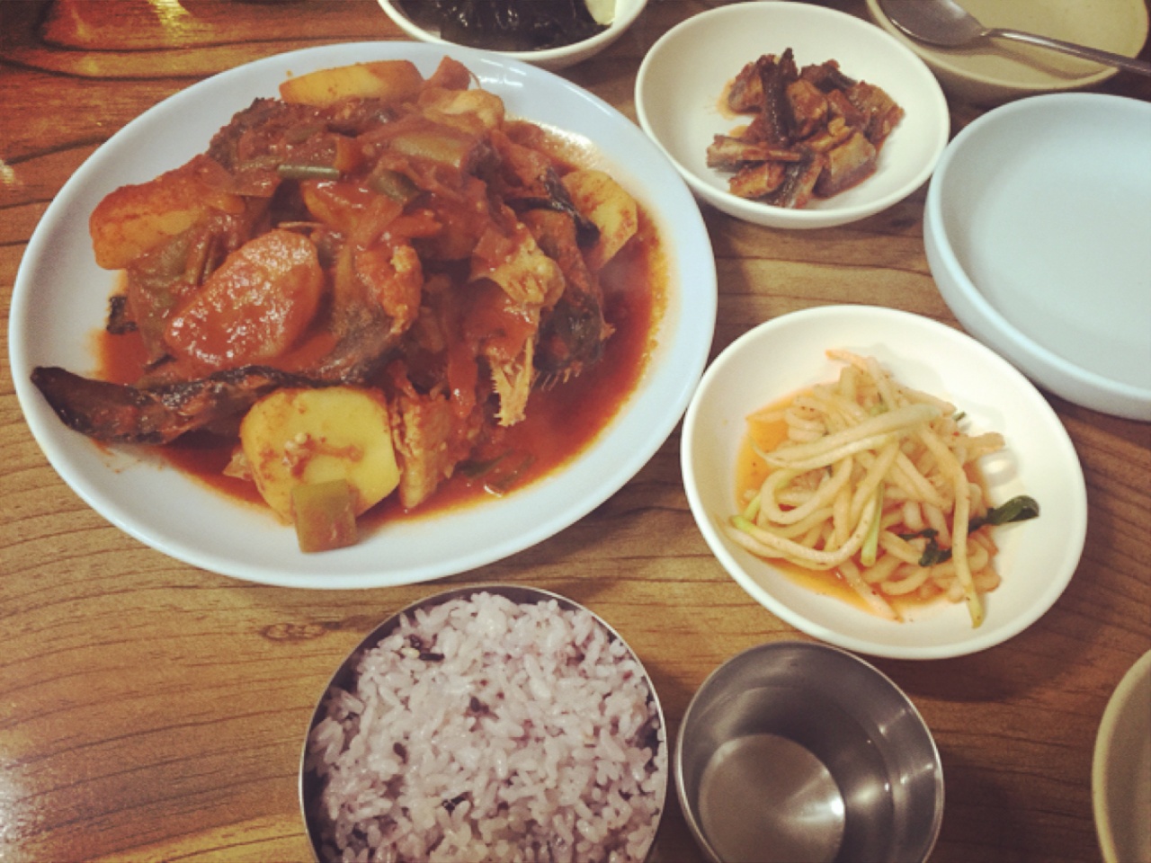 월성식당 매장 방문 후 남겨주신 고객 리뷰 사진입니다.