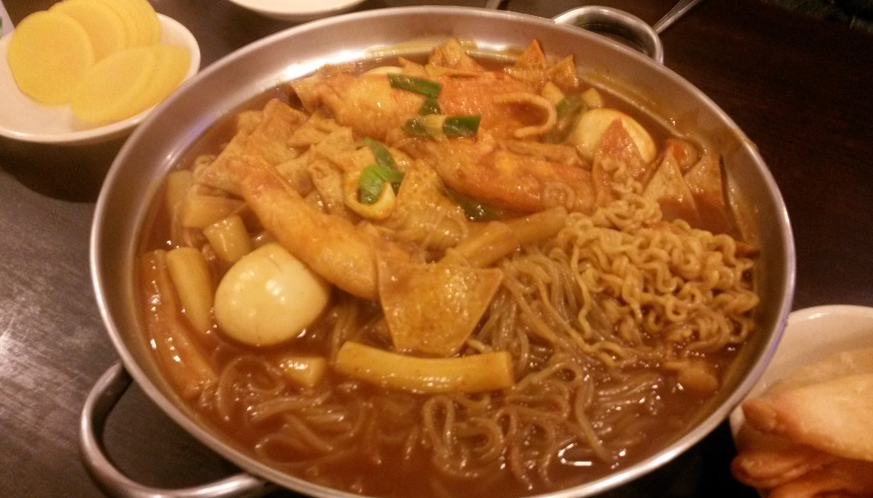 포유떡볶이 매장 방문 후 남겨주신 고객 리뷰 사진입니다.
