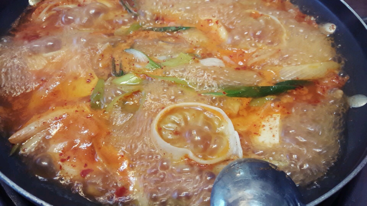7135부대찌개 매장 방문 후 남겨주신 고객 리뷰 사진입니다.