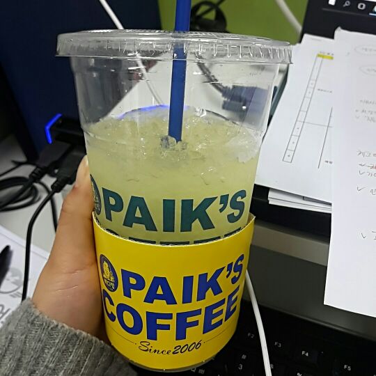 빽다방 논현본점 매장 방문 후 남겨주신 고객 리뷰 사진입니다.