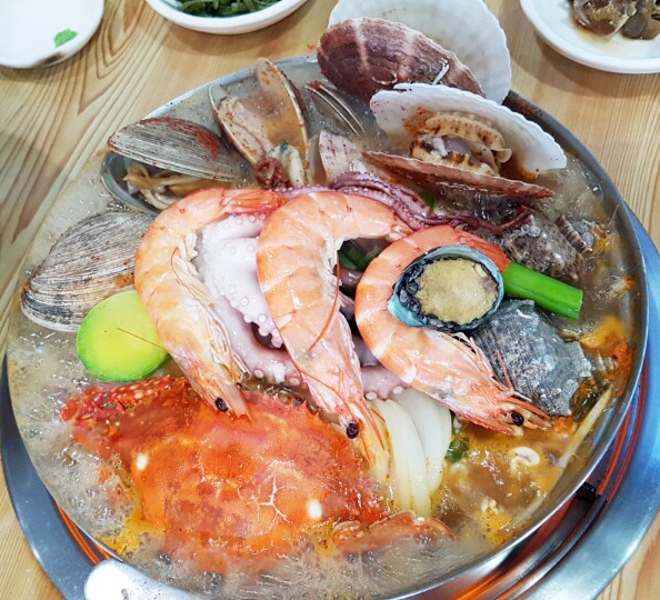 해변家 		 매장 방문 후 남겨주신 고객 리뷰 사진입니다.