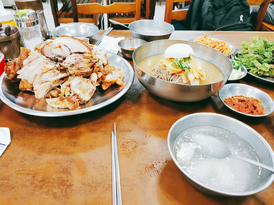 평안도족발집 매장 방문 후 남겨주신 고객 리뷰 사진입니다.
