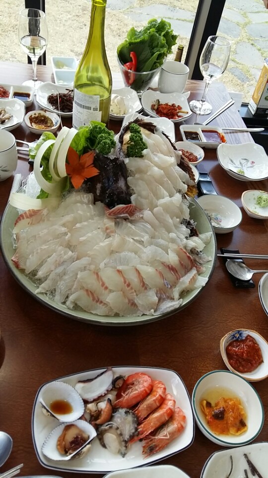 서귀포 회 수산마트 매장 방문 후 남겨주신 고객 리뷰 사진입니다.