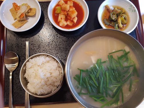 진시황북어국 매장 방문 후 남겨주신 고객 리뷰 사진입니다.