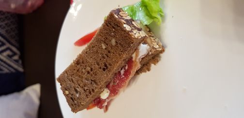 Zurich Bread Factory and Café  매장 방문 후 남겨주신 고객 리뷰 사진입니다.