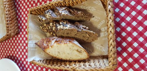 Zurich Bread Factory and Café  매장 방문 후 남겨주신 고객 리뷰 사진입니다.