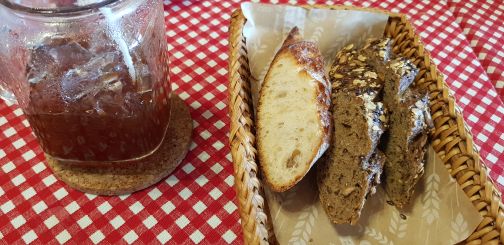 Zurich Bread Factory and Café  매장 방문 후 남겨주신 고객 리뷰 사진입니다.