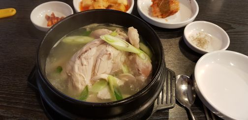 강남삼계탕 매장 방문 후 남겨주신 고객 리뷰 사진입니다.