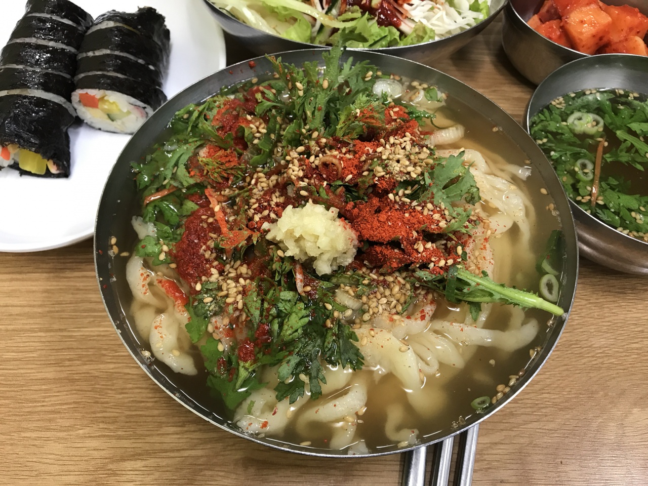 기장손칼국수 매장 방문 후 남겨주신 고객 리뷰 사진입니다.