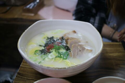 가시아방국수 매장 방문 후 남겨주신 고객 리뷰 사진입니다.
