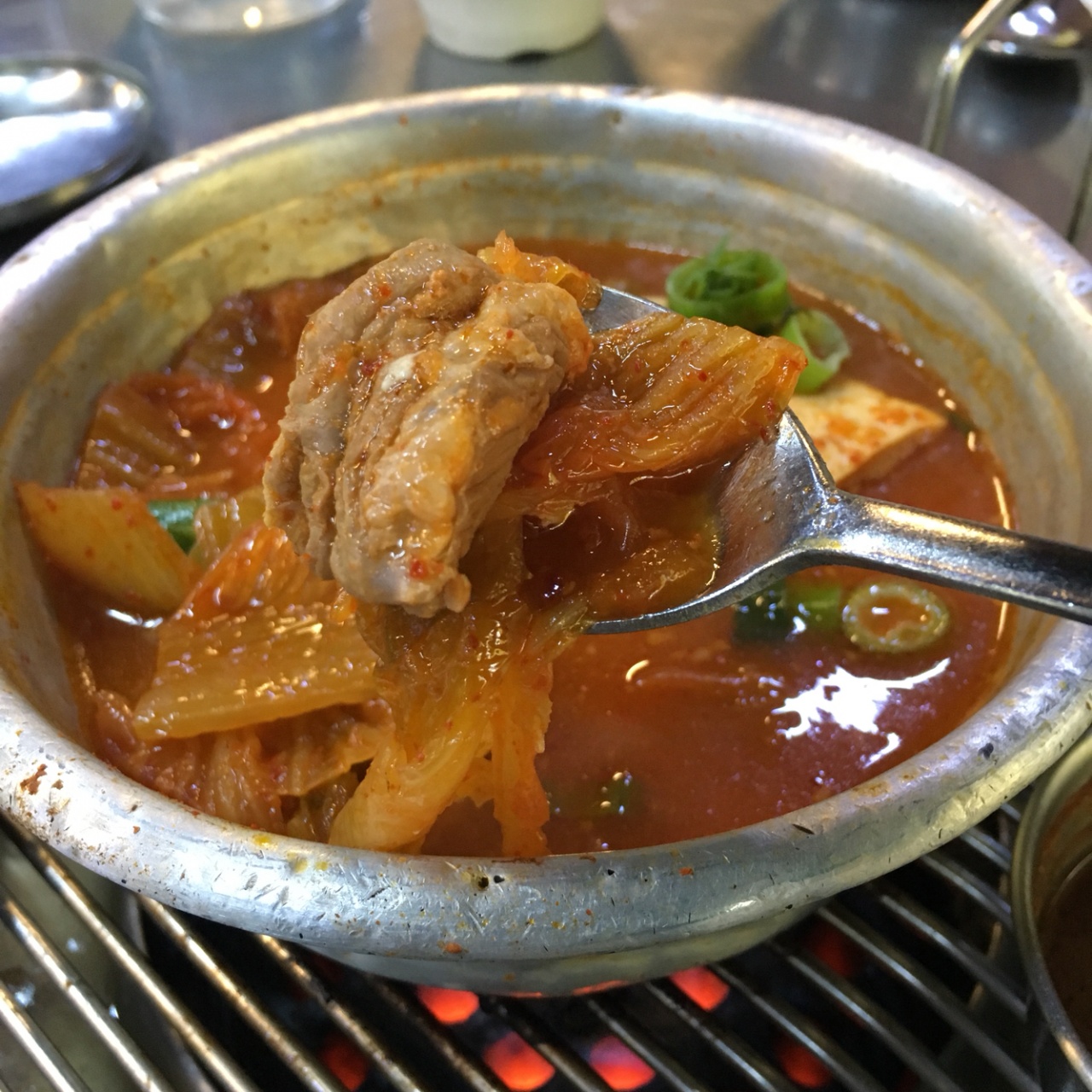 칠돈가 매장 방문 후 남겨주신 고객 리뷰 사진입니다.