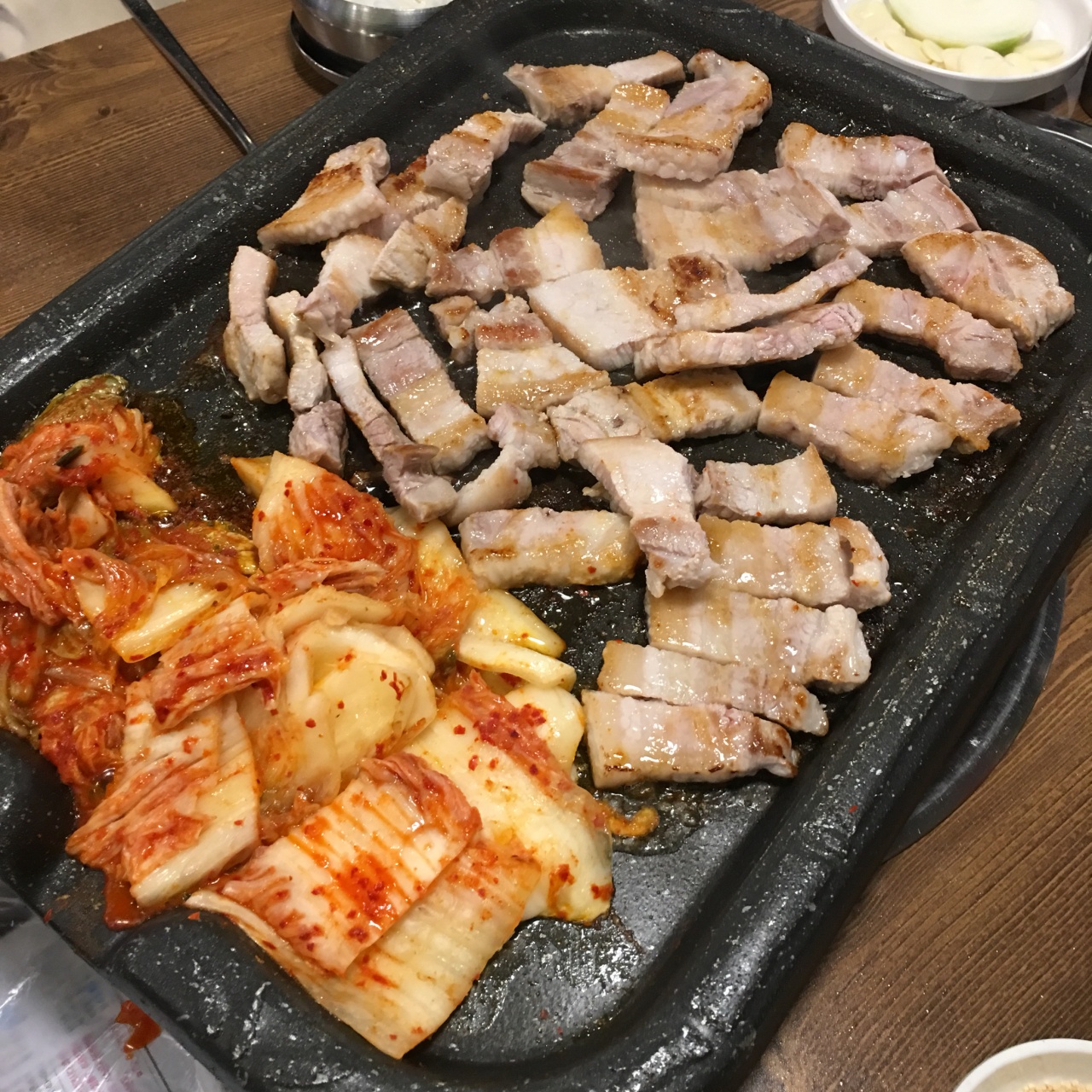 고향집김치삼겹살 매장 방문 후 남겨주신 고객 리뷰 사진입니다.