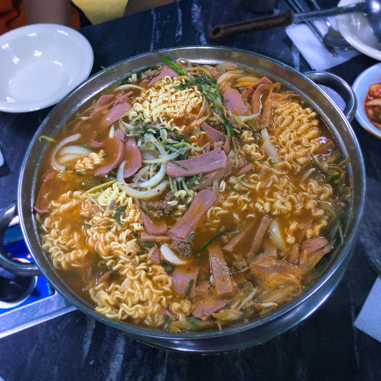 희정식당 매장 방문 후 남겨주신 고객 리뷰 사진입니다.