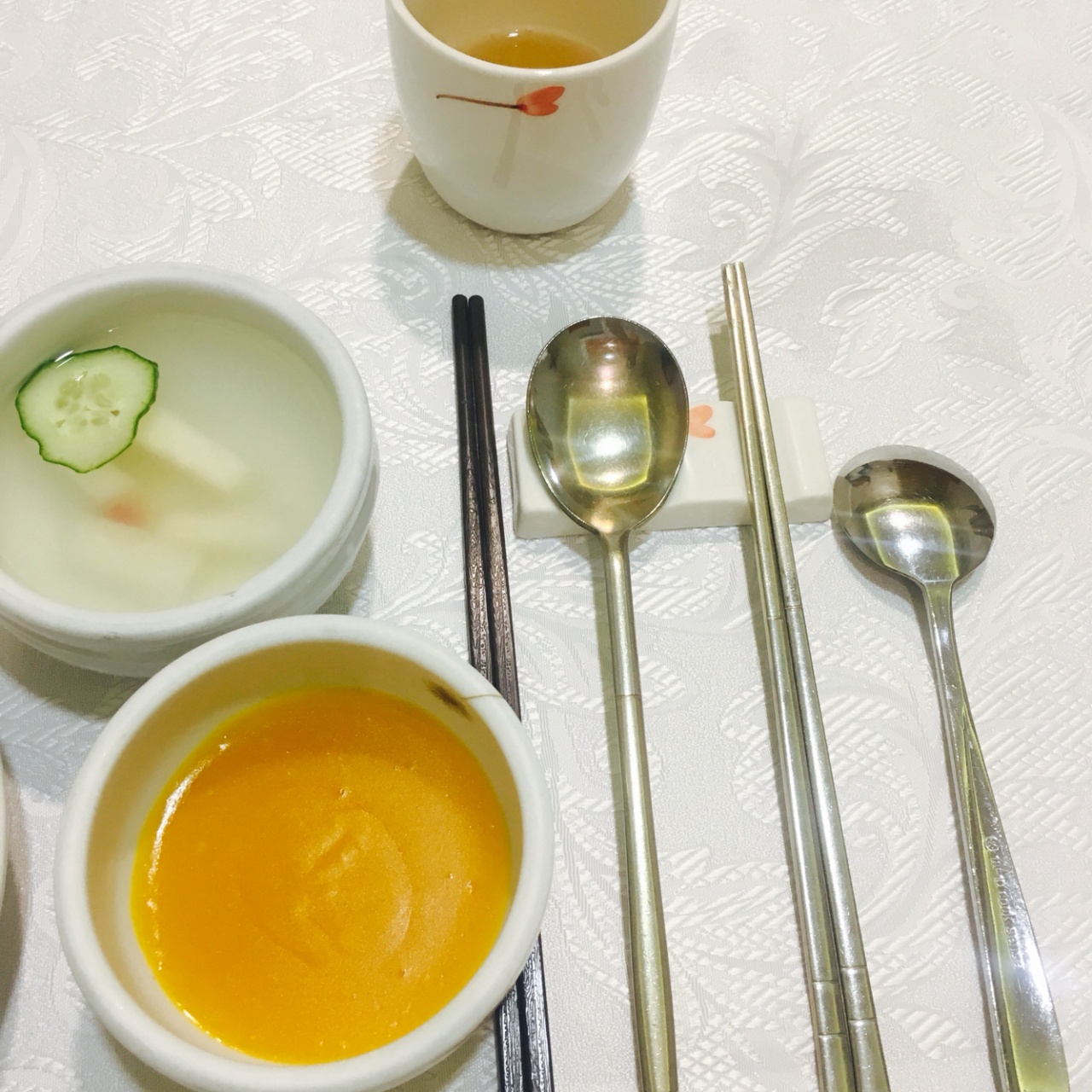 수담 한정식 매장 방문 후 남겨주신 고객 리뷰 사진입니다.