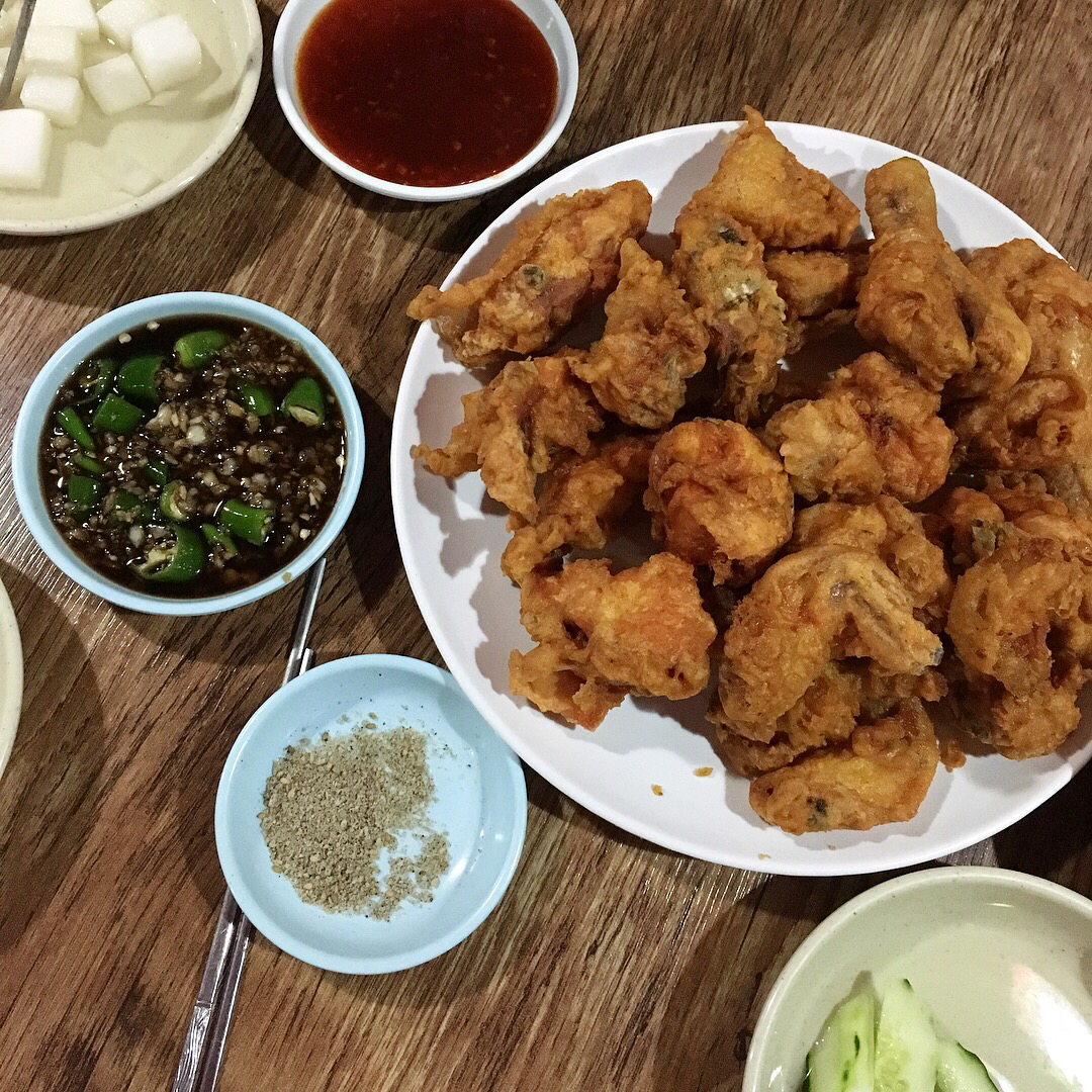 멕켄치킨 매장 방문 후 남겨주신 고객 리뷰 사진입니다.