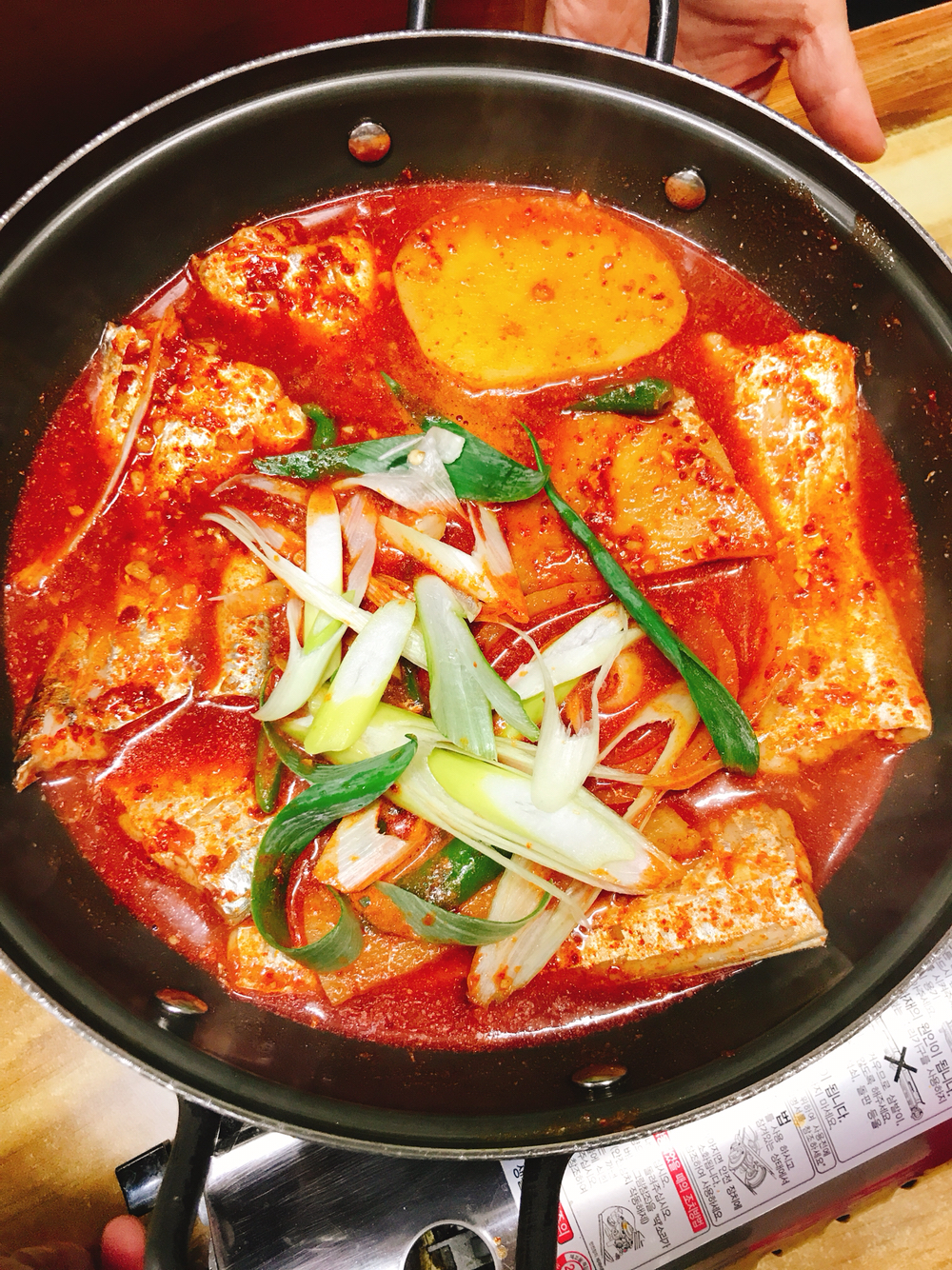항구식당 매장 방문 후 남겨주신 고객 리뷰 사진입니다.