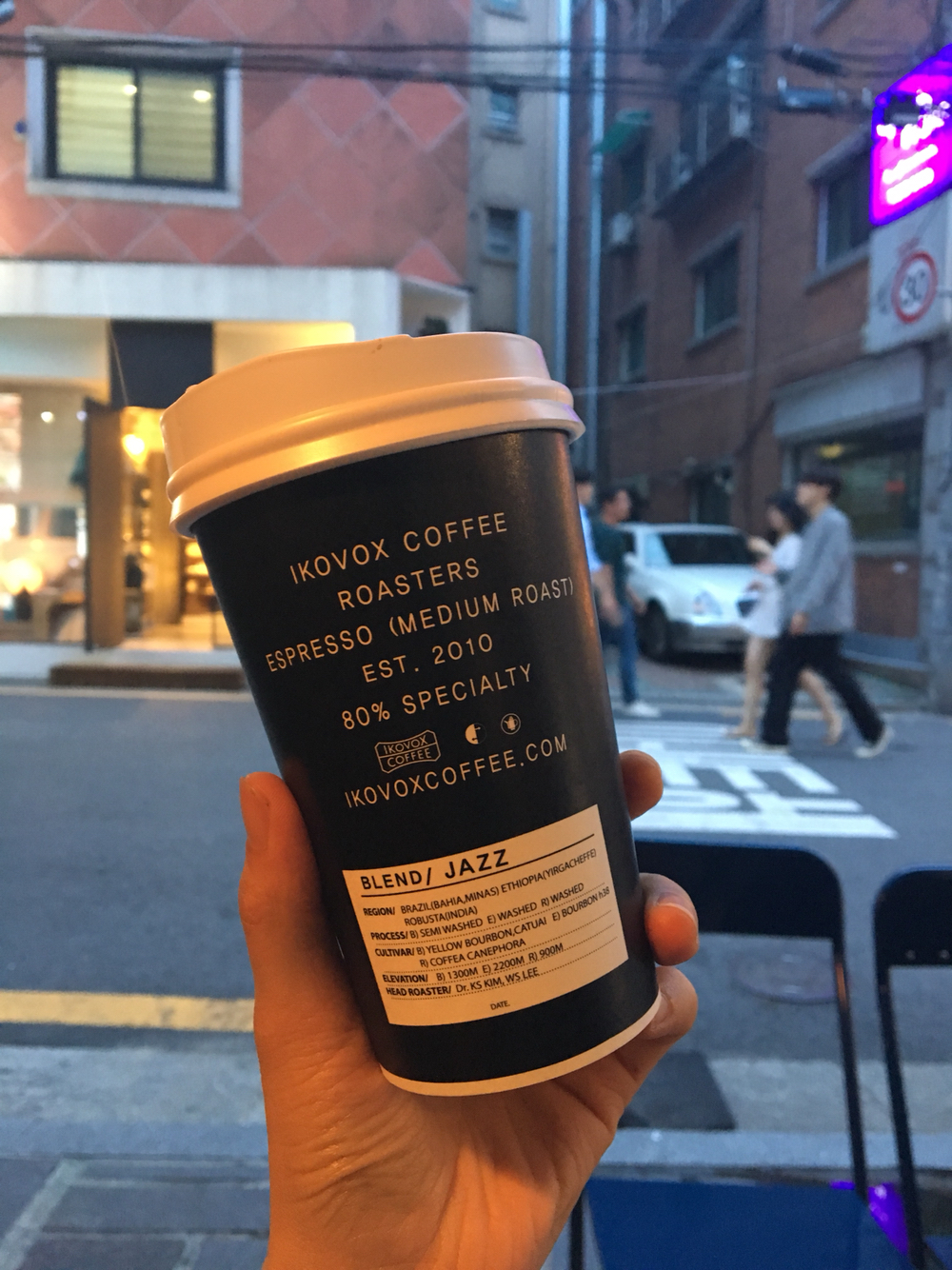 이코복스커피 매장 방문 후 남겨주신 고객 리뷰 사진입니다.