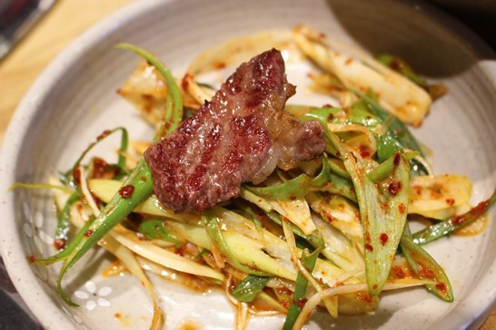 육갑식당 매장 방문 후 남겨주신 고객 리뷰 사진입니다.