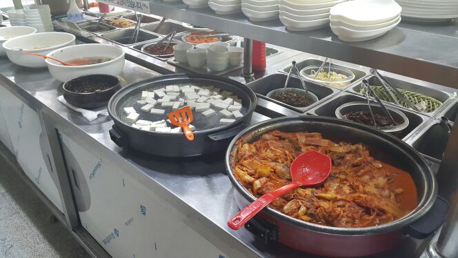 대지식당  매장 방문 후 남겨주신 고객 리뷰 사진입니다.