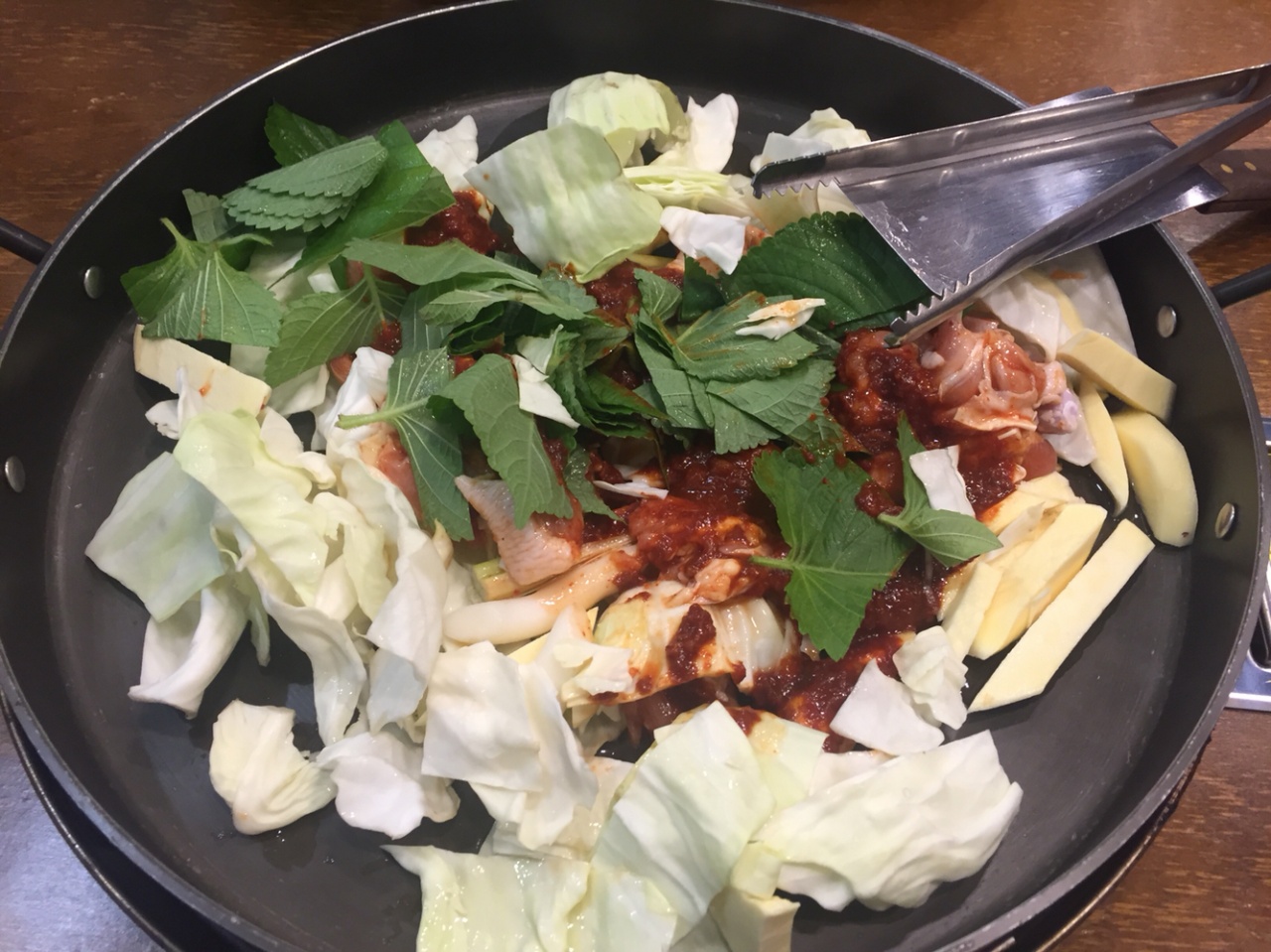 오투닭갈비 매장 방문 후 남겨주신 고객 리뷰 사진입니다.