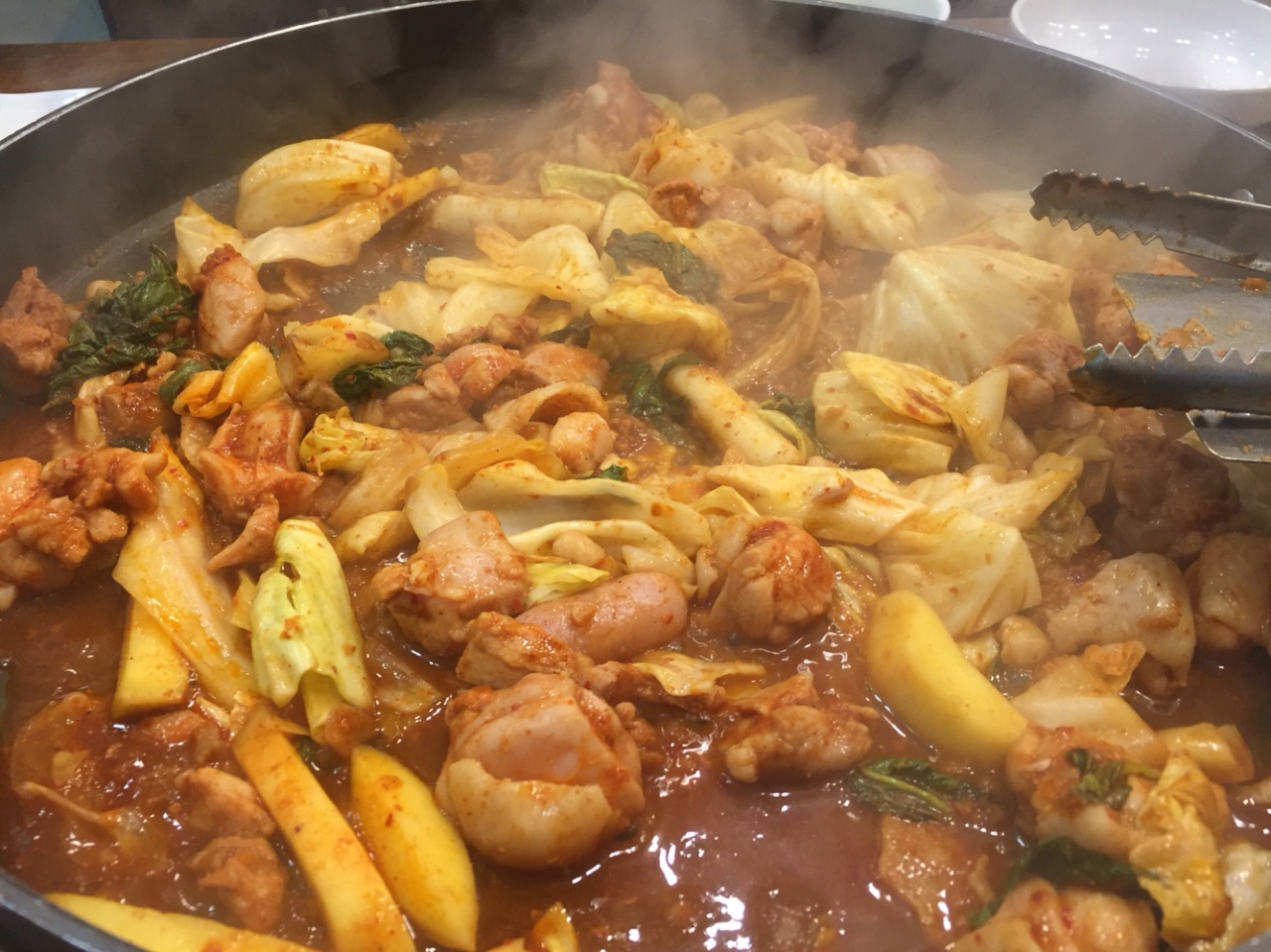 오투닭갈비 매장 방문 후 남겨주신 고객 리뷰 사진입니다.