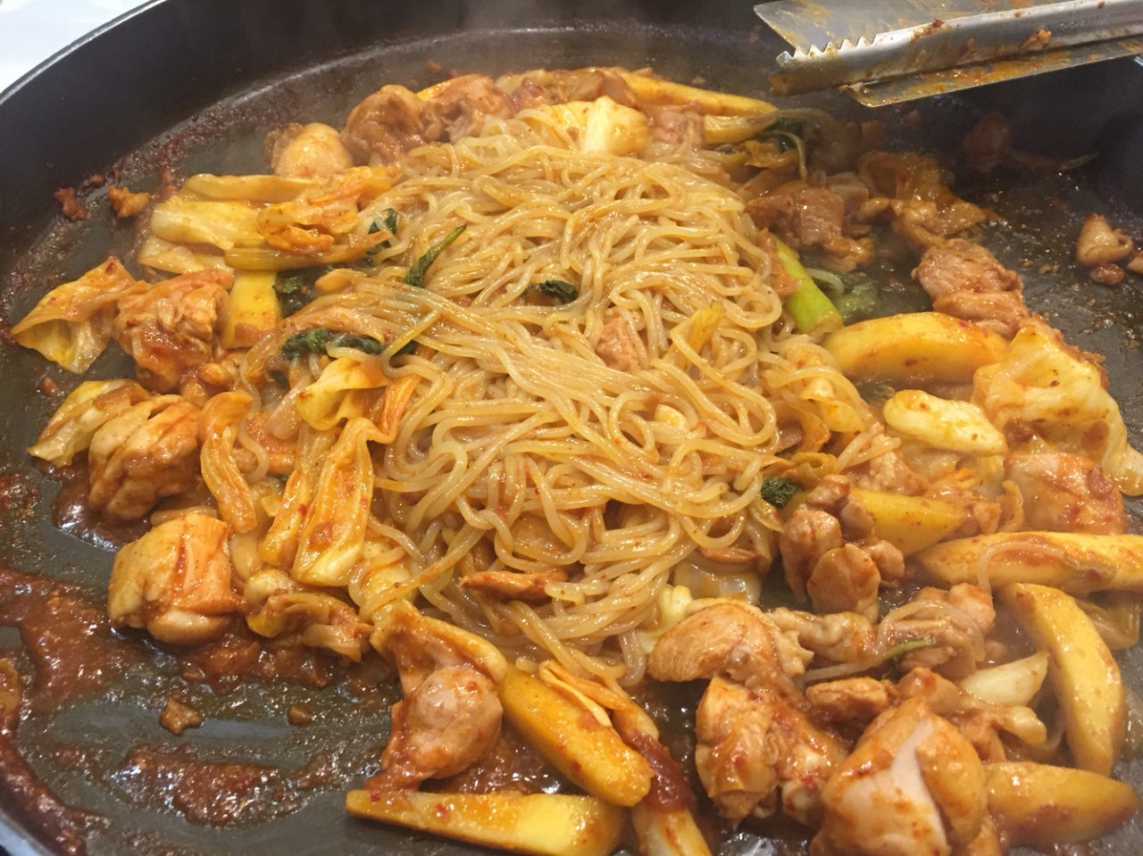 오투닭갈비 매장 방문 후 남겨주신 고객 리뷰 사진입니다.