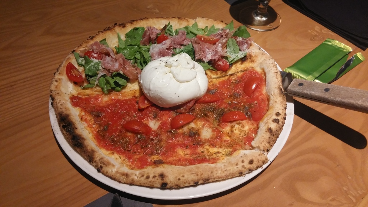 Pizza 4Ps 피자 포 피스 매장 방문 후 남겨주신 고객 리뷰 사진입니다.